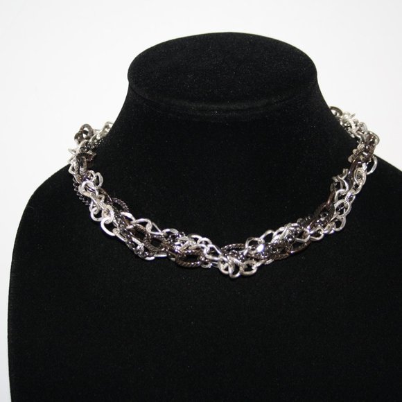 Beautiful silver and gunmetal chain necklace 15-17" - Picture 5 of 5